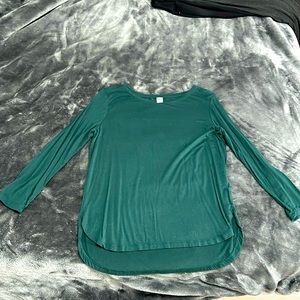 Old Navy, 3/4 sleeve shirt.